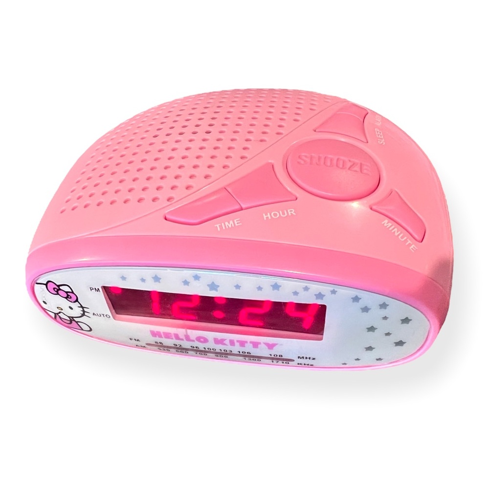 Hello Kitty 2012 Sanrio AM/FM Radio Alarm Clock